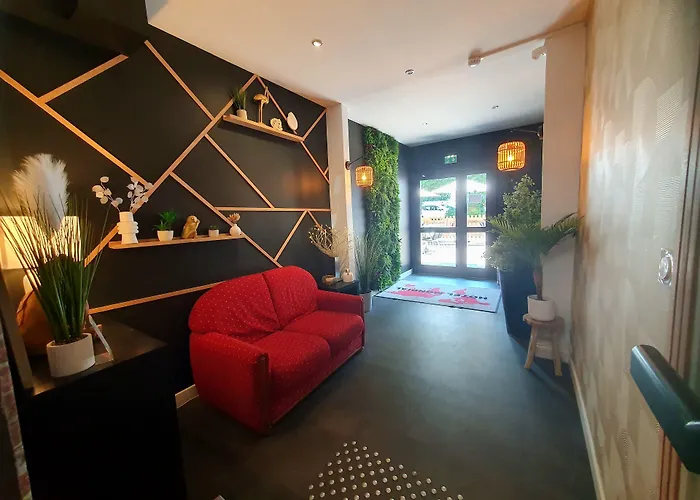 Hotel Mondial Tours