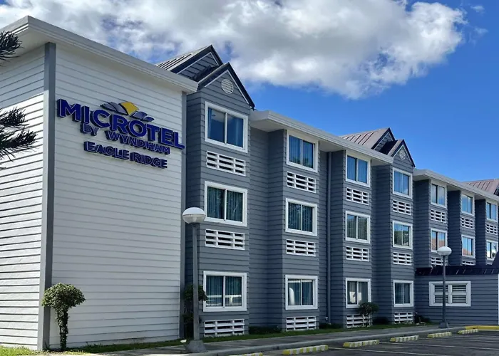 Microtel By Wyndham Eagle Ridge General Trias 