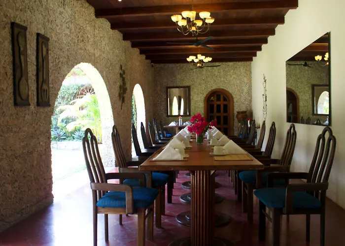 Hotel Del Patio Flores