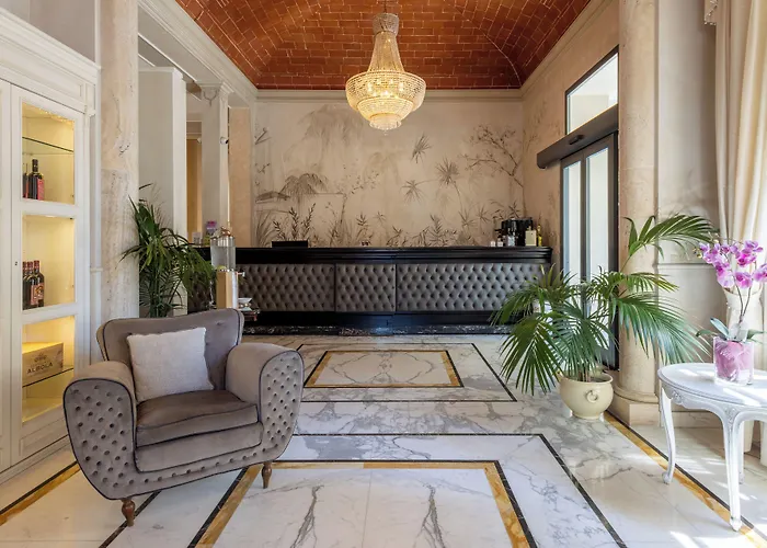 Hotel Embassy Floransa