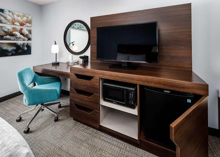 Hampton Inn & Suites Navarre