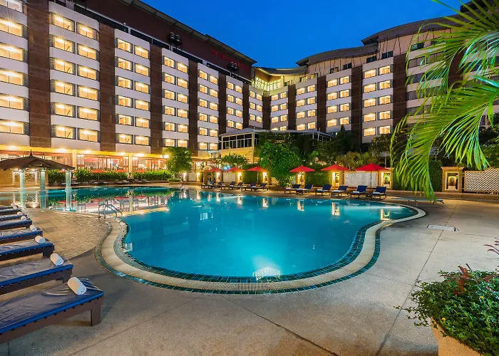Mountain Beach Resort & Convention Center Pattaya