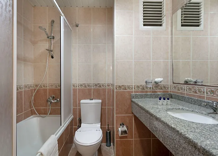 Lara Dinc Hotel Antalya