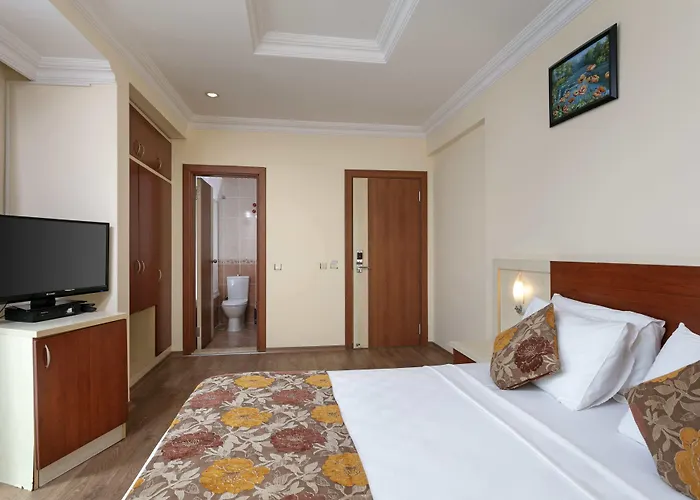 Lara Dinc Hotel Antalya
