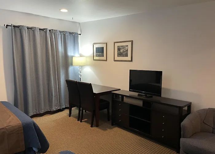Valley Hi Hotel Fraser