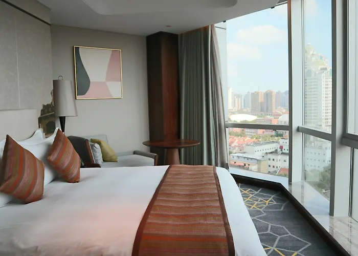 Howard Johnson Huaihai Hotel Shanghai