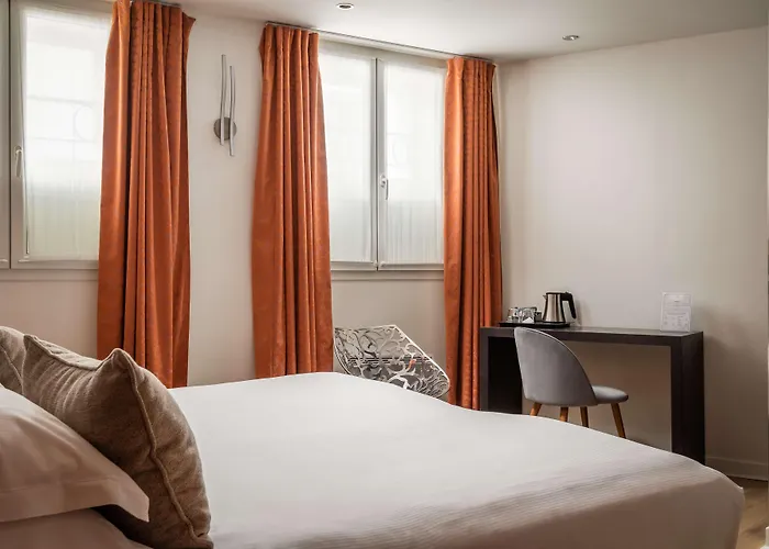 Arc De Triomphe Hotel Paris