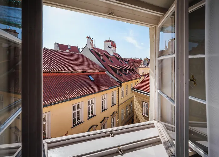 Hotel "Palac U Kocku" By Adrez, Palace At The Cats Prag