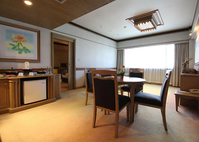Chiang Mai Hill Hotel