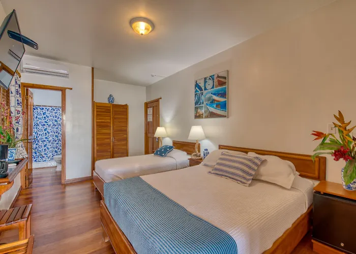 Hotel Bocas Town