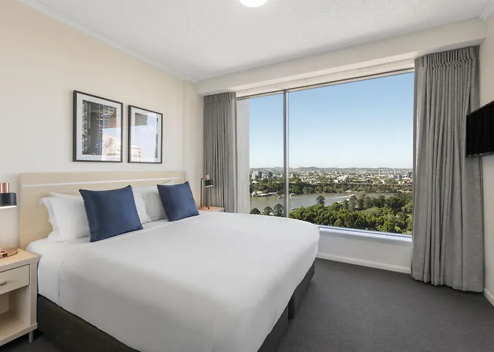 Oaks Brisbane On Margaret Suites