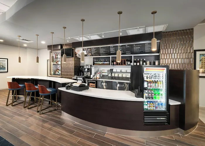 Courtyard By Marriott St. Petersburg Downtown Hotel