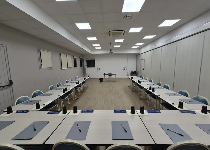Hotel Campanile Narbonne A9/A61