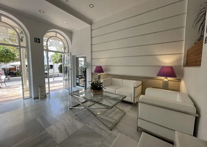 Hotel Plaza Cavana Nerja
