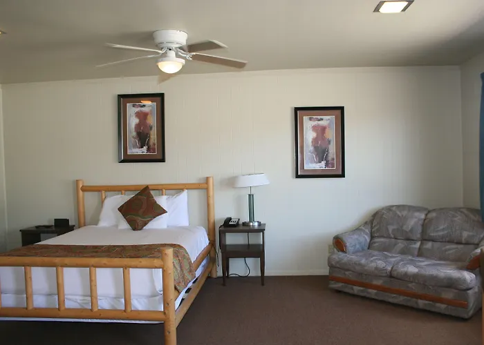 Bryce Zion Inn Hatch