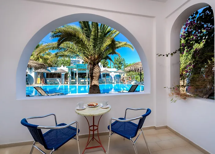 Zephyros Hotel Kamari 