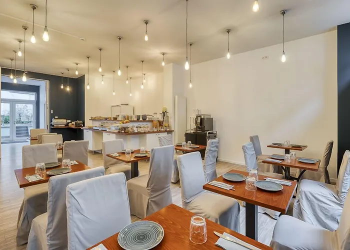 Beverly Hills Hotel Saint-Gilles