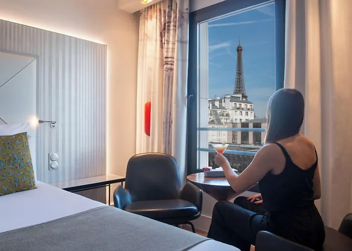 Hotel Le Parisis - Paris Tour Eiffel