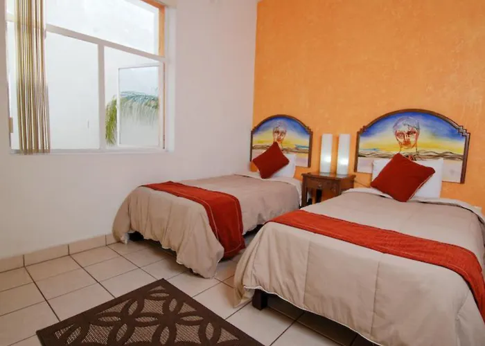 Hotel & Suites Galeria Morelia