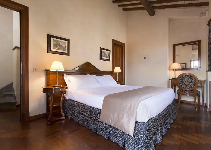Hotel Teatro Pace Rome