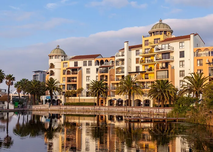Island Club Hotel & Apartments Cape Town