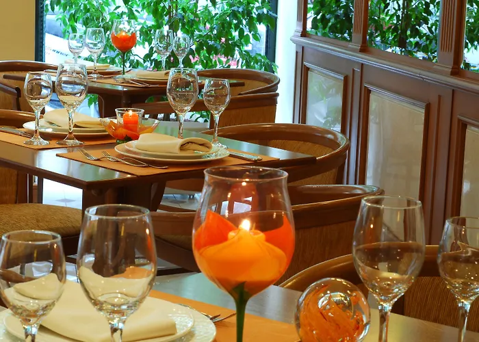 Athens Atrium Hotel & Jacuzzi Suites