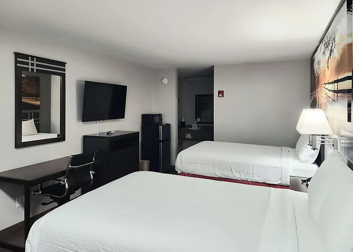 Days Inn By Wyndham Sulphur La
