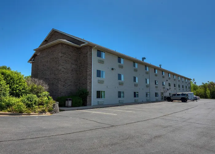 All Towne Suites Saint Robert