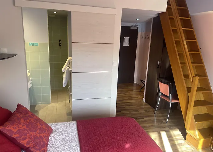 Logis Hotels Le Saint Georges Vendome