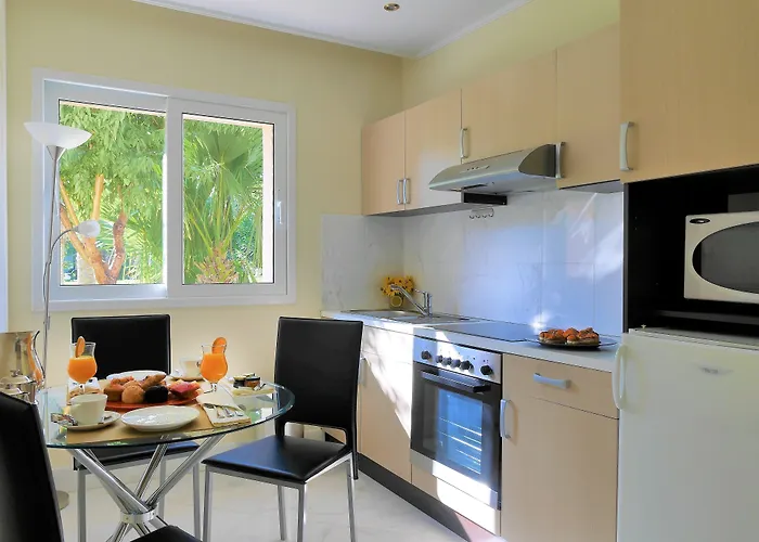 Out Of The Blue Resort & Spa Agia Pelagia 