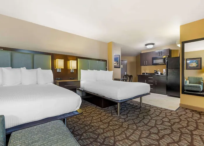 Best Western Plus Oceanside Palms