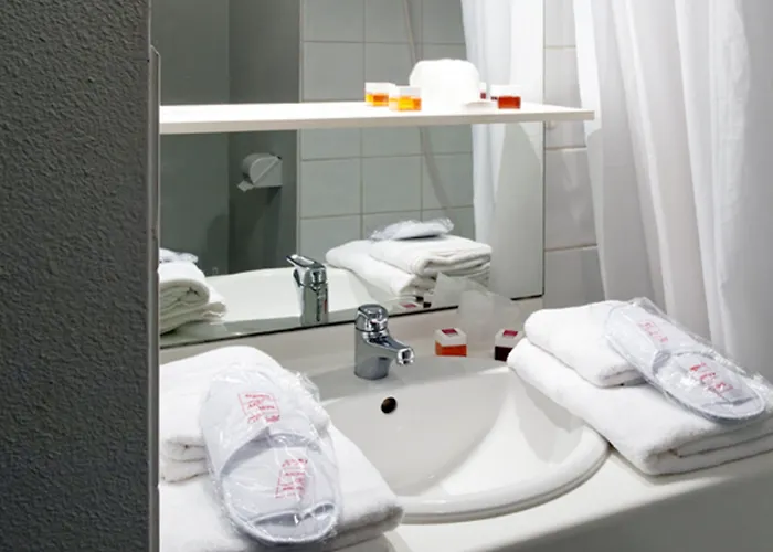 Sejours & Affaires Orleans Jeanne D'Arc Aparthotel