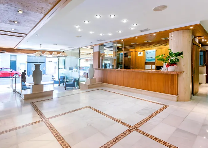 Aparthotel Duquesa Playa Santa Eularia des Riu
