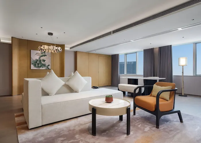Canton Hotel Guangzhou, Tapestry Collection By Hilton