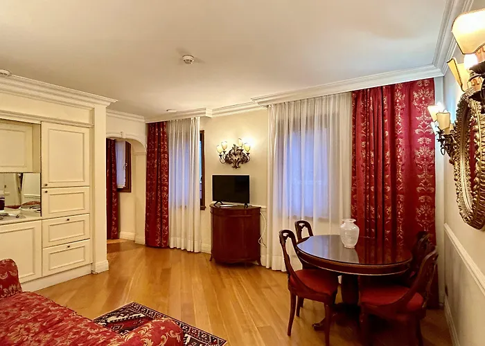 Torre Dell'Orologio Signature Residence Venise