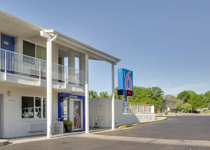 Park Inn By Radisson, Lakewood