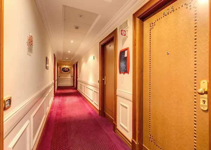 Pinewood Hotel Roma