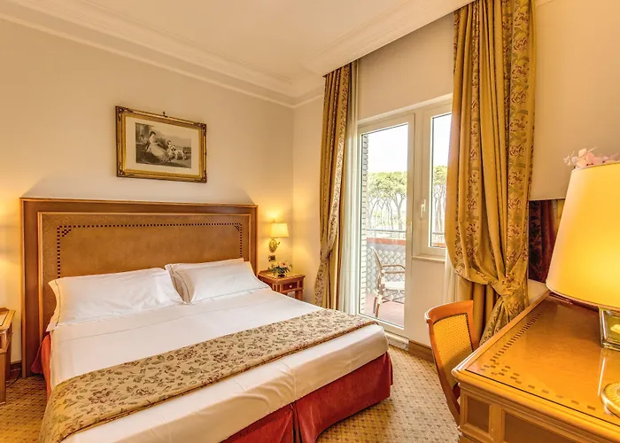 Pinewood Hotel Roma