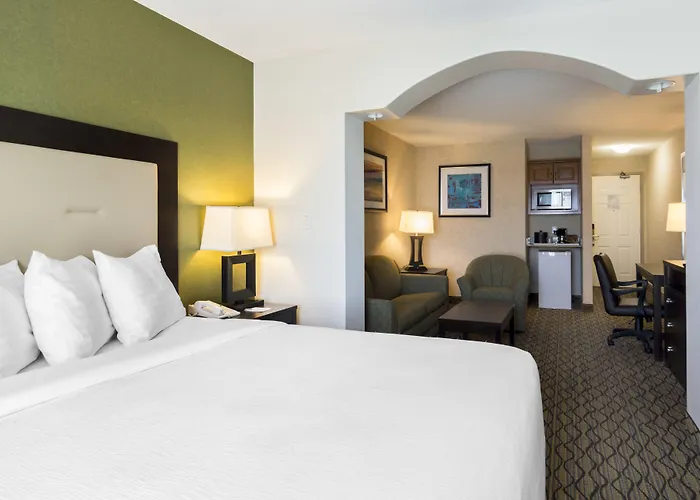 Clarion Hotel & Conference Centre Sherwood Park