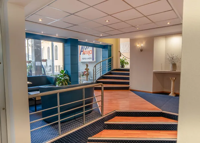 Anita Hotel Pire