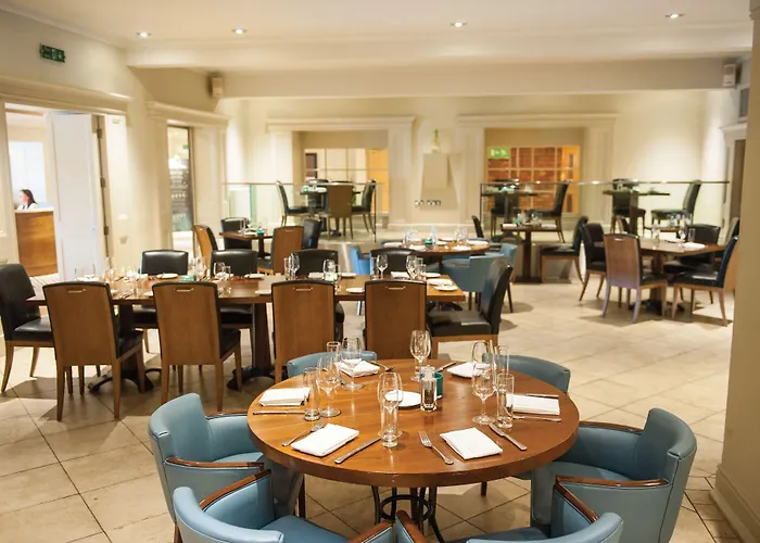 Cottons Hotel And Spa Mere 