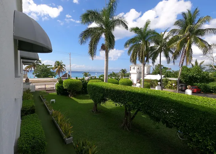 Villablanca Garden Beach Hotel Cozumel
