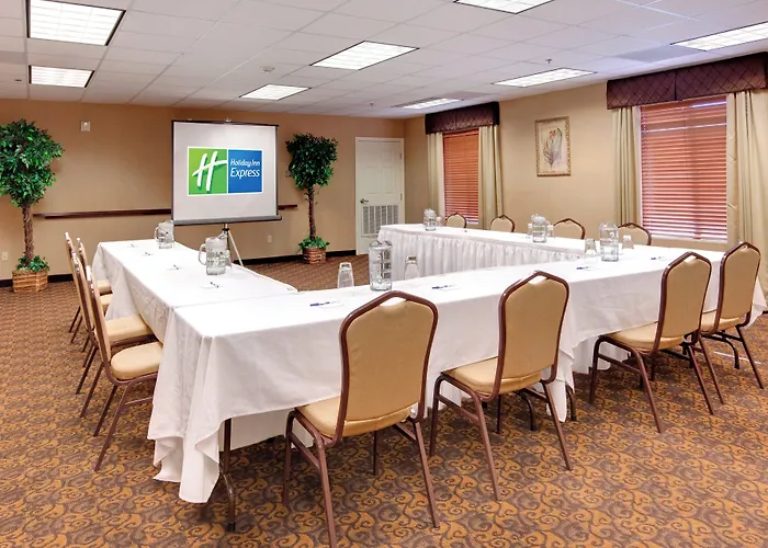 Holiday Inn Express Las Vegas-Nellis By Ihg