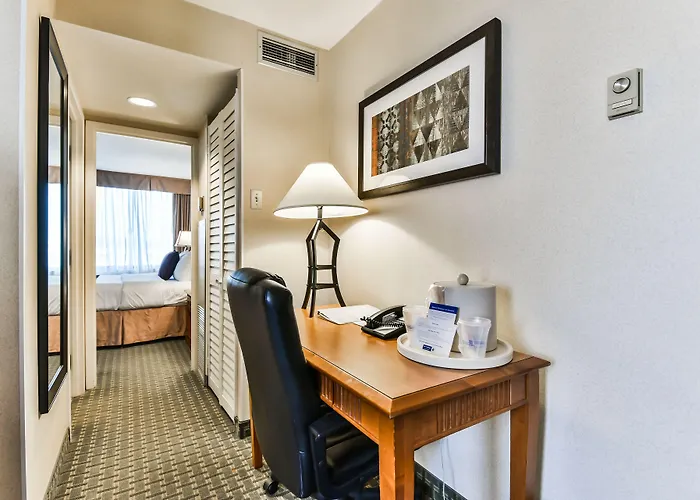Best Western Plus Cambridge Hotel