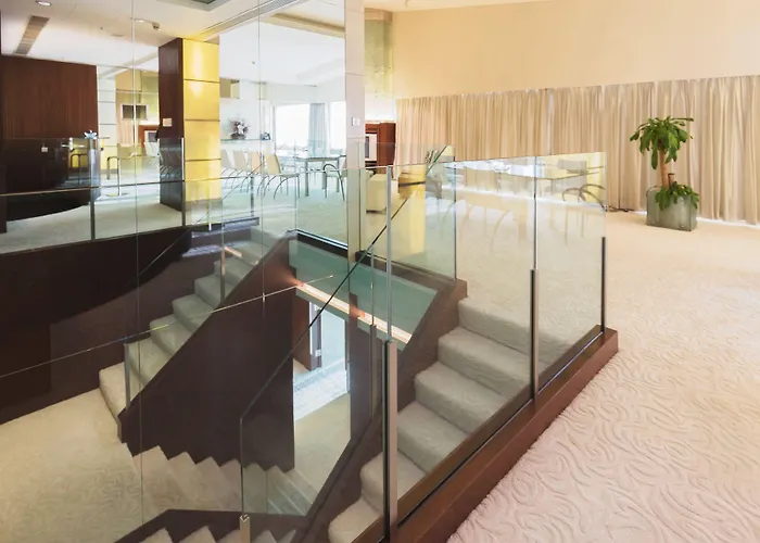 Regal Airport Hotel Hong Kong