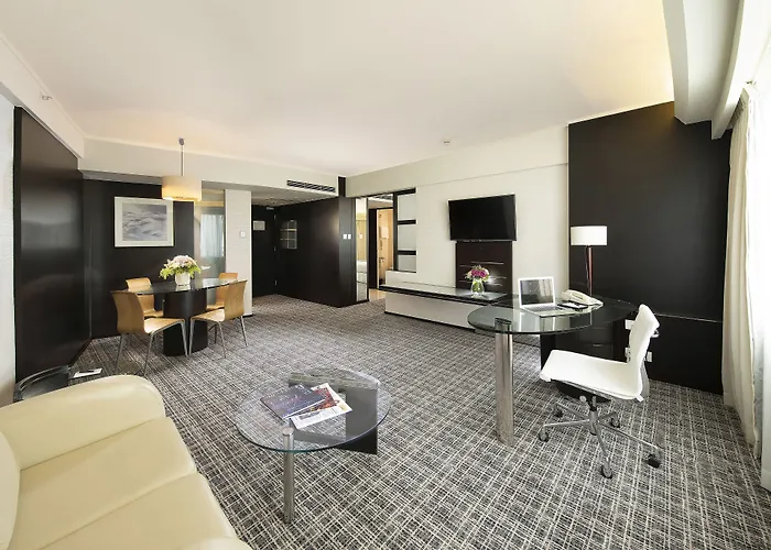 Regal Airport Hotel Hong Kong