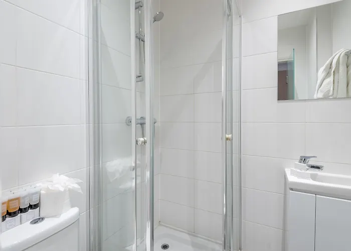Brunel Hotel London
