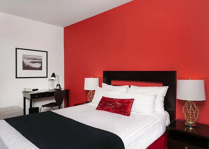 Moda Hotel Vancouver