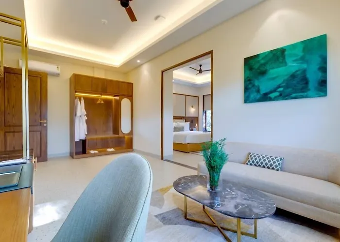 The Manor - New Delhi Hotel