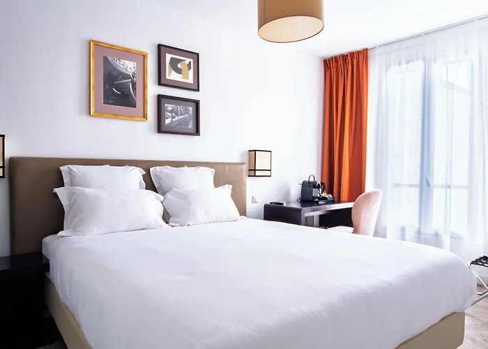 Hotel Frochot Montmartre Paris